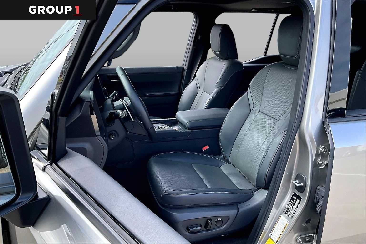 Certified Used 2025 Atomic Silver Lexus Premium+ image 7