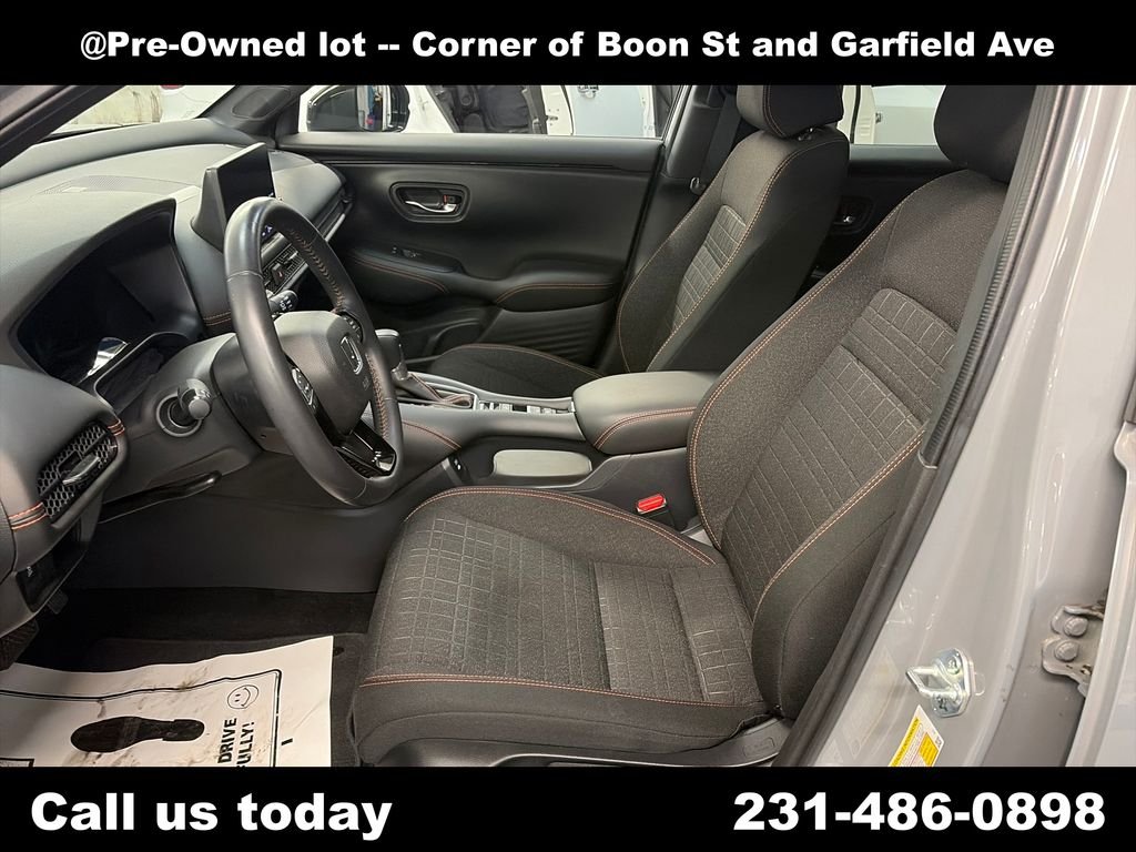 Used 2024  Honda Sport image 13