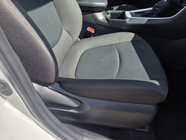 Used 2025 Ice Cap Toyota LE image 31