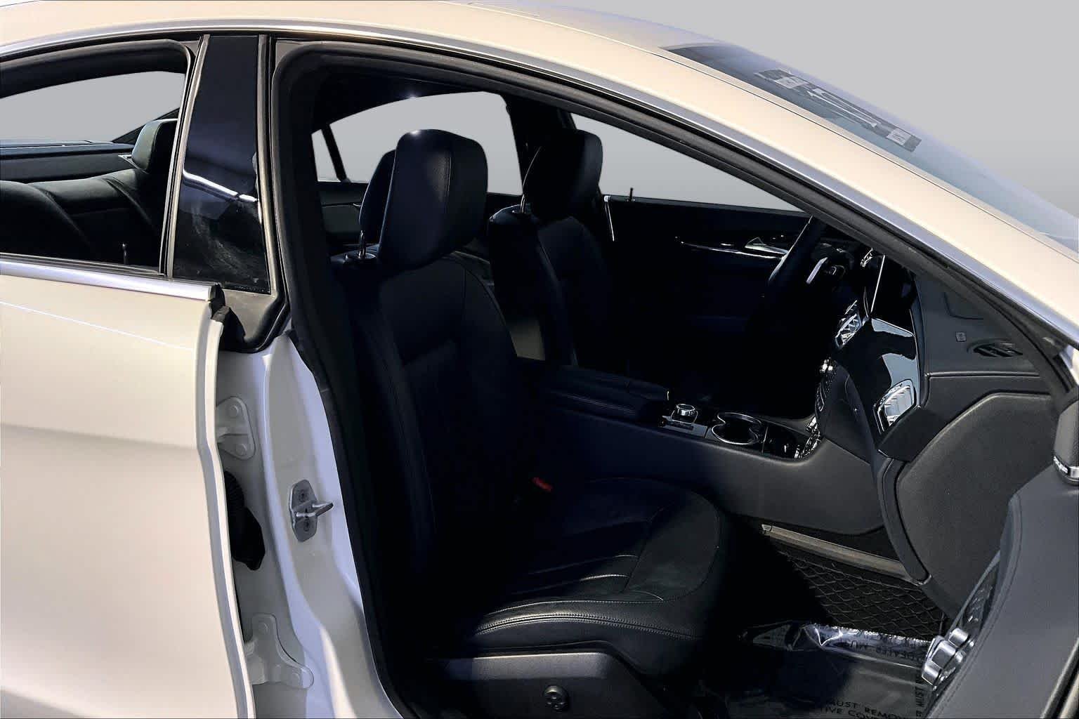 Used 2017 designo Diamond White Metallic Mercedes-Benz CLS 550 image 8