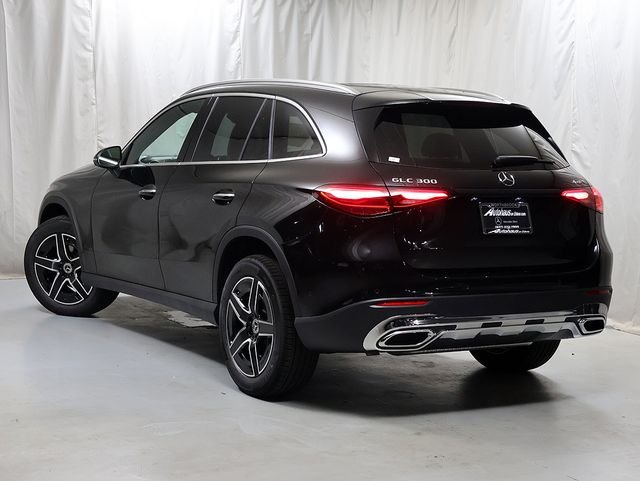 New 2027 Obsidian Black Metallic Mercedes-Benz GLC 300 image 9