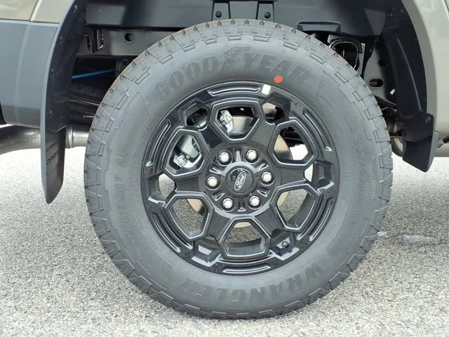 New 2026 Marsh Gray Ford XLT image 28