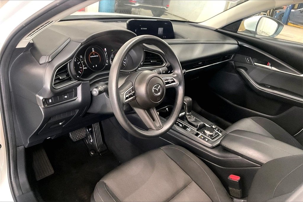 2023 MAZDA CX-30 - Image 13