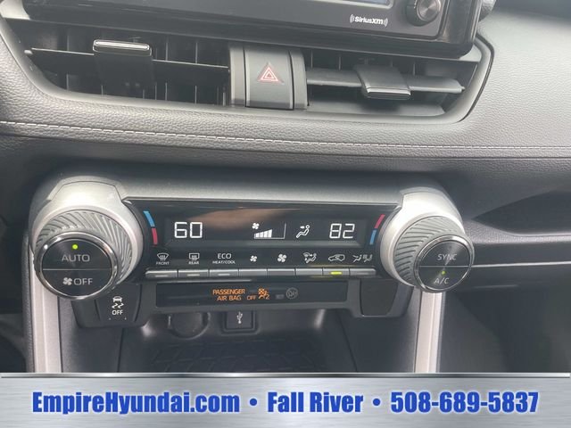 2021 Toyota RAV4 XLE - Photo 25