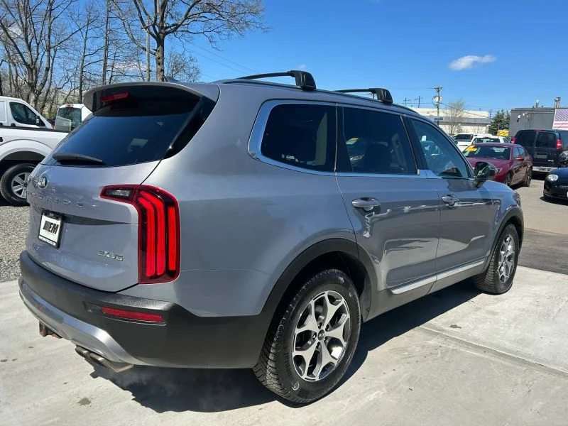 Used 2020 Blue Kia EX Sport Utility 4D image 15
