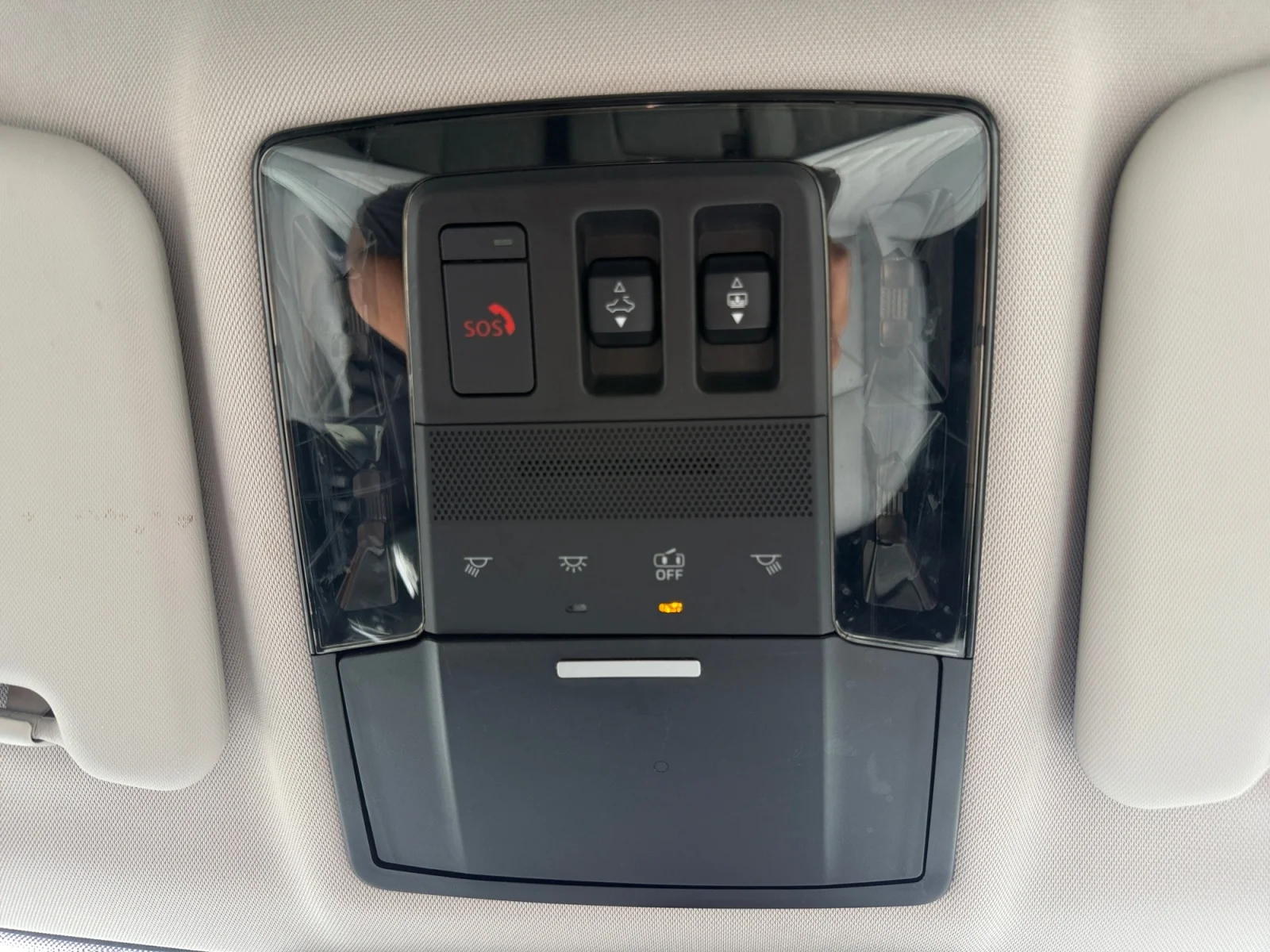 Used 2025 Black Mitsubishi SEL image 22