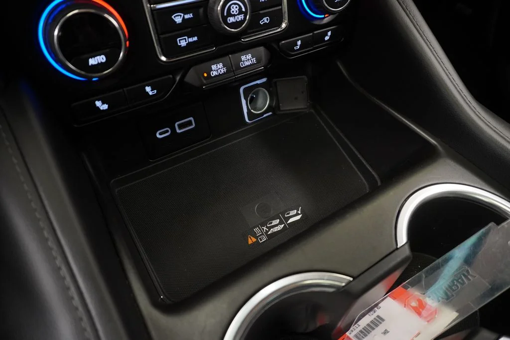 Used 2022 Red Chevrolet LT image 41
