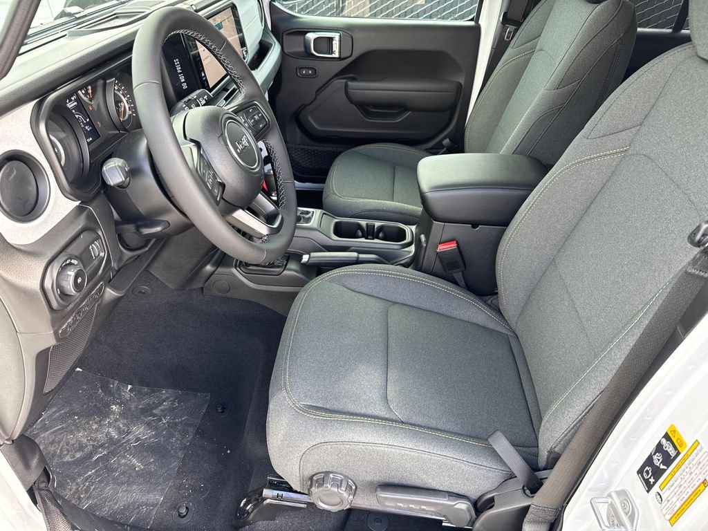 New 2026 Bright White Clear-Coat Exterior Paint Jeep Sport S image 24