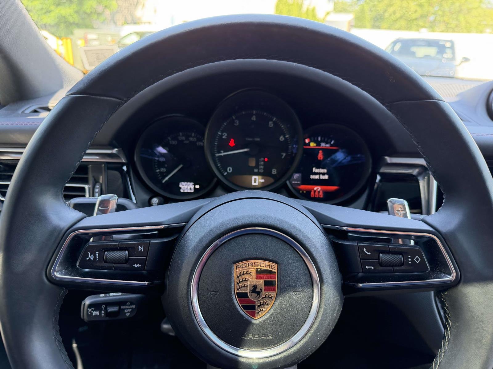 Certified Used 2024  Porsche  image 33