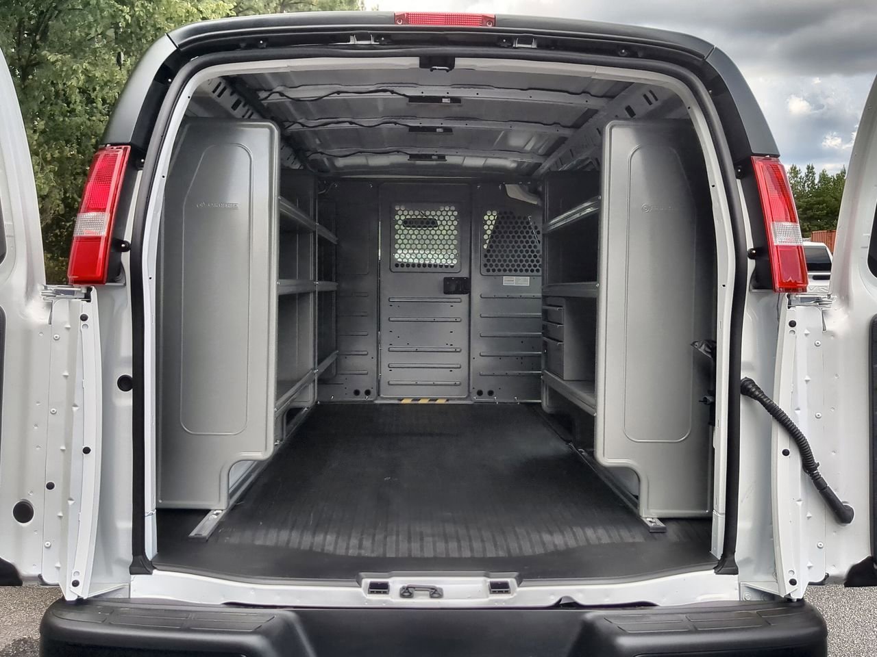 New 2025 Summit White Chevrolet Work Truck image 22