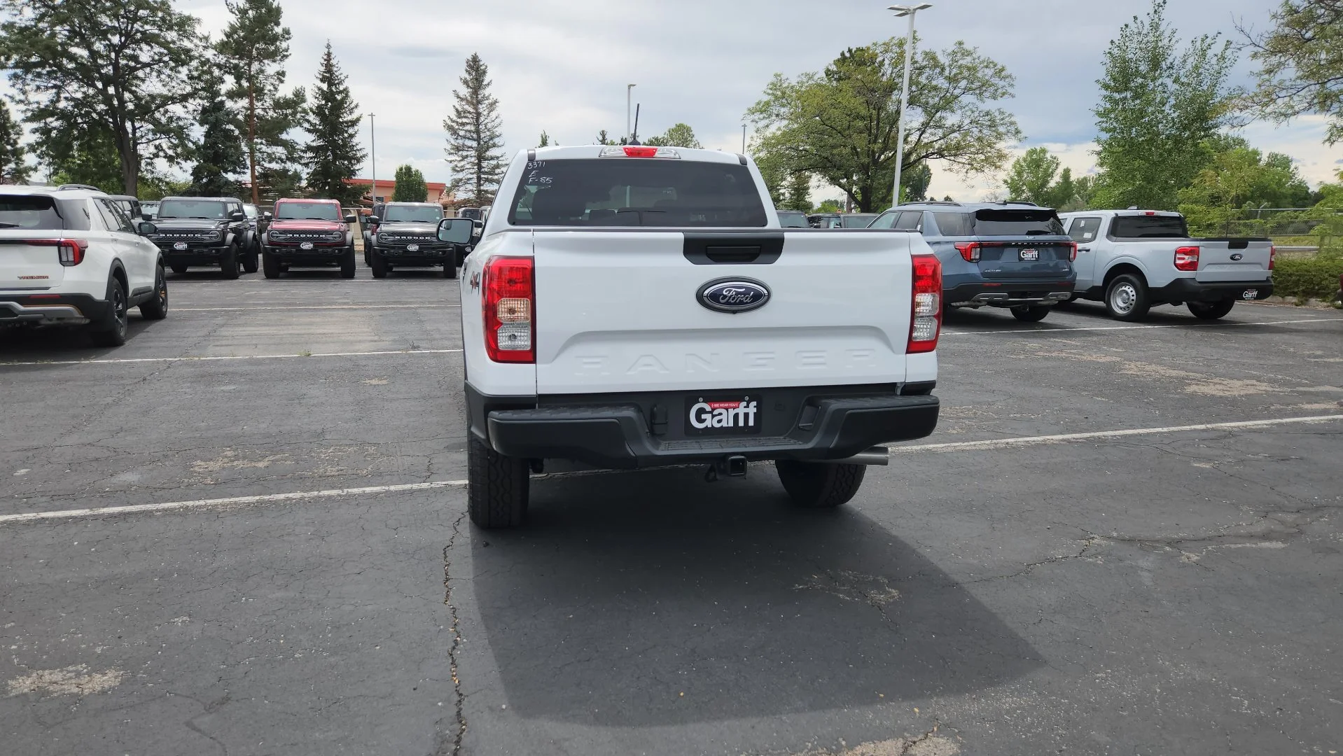 New 2026 Oxford White Ford XL image 5
