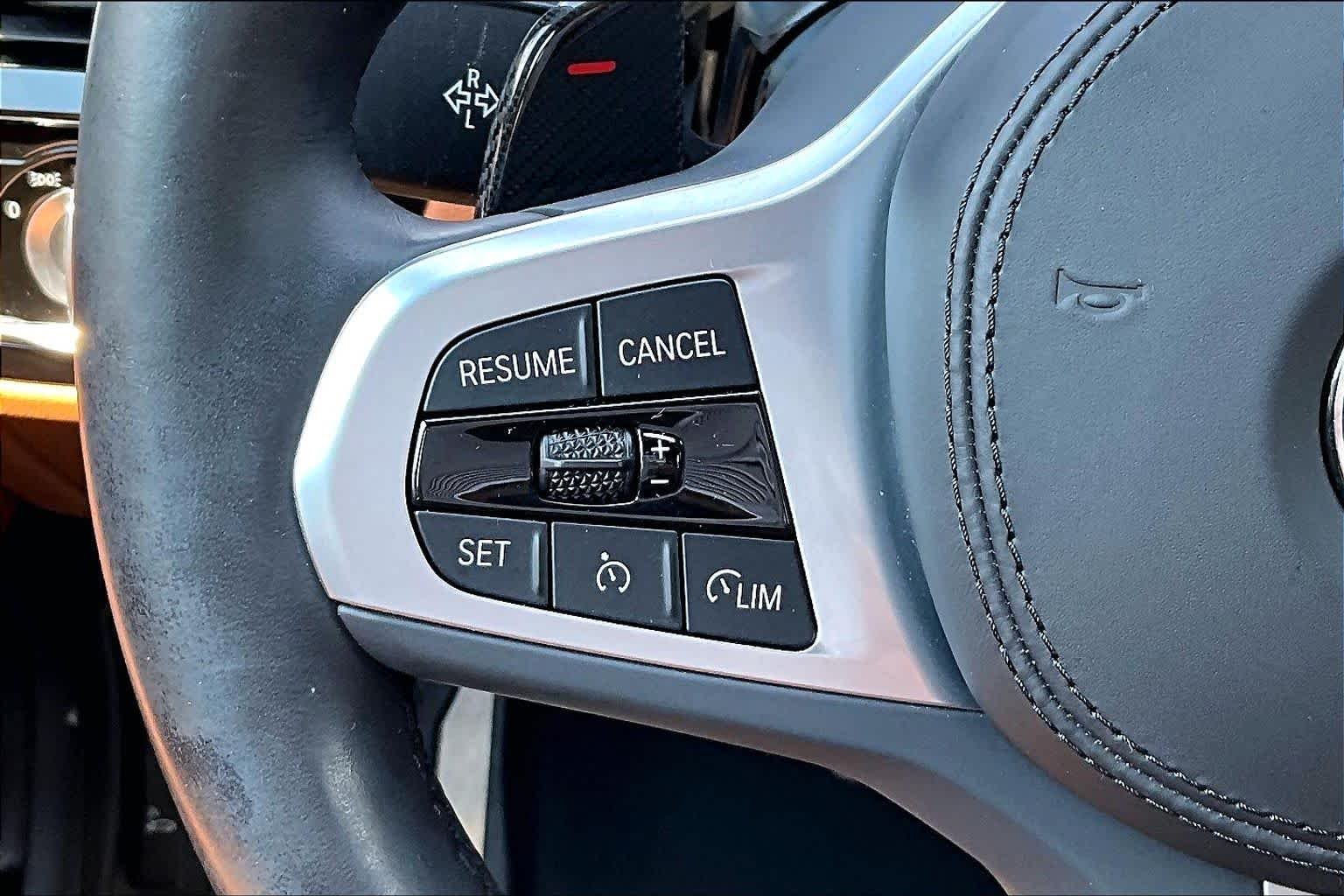 2023 BMW 5 Series M550i - Photo 25