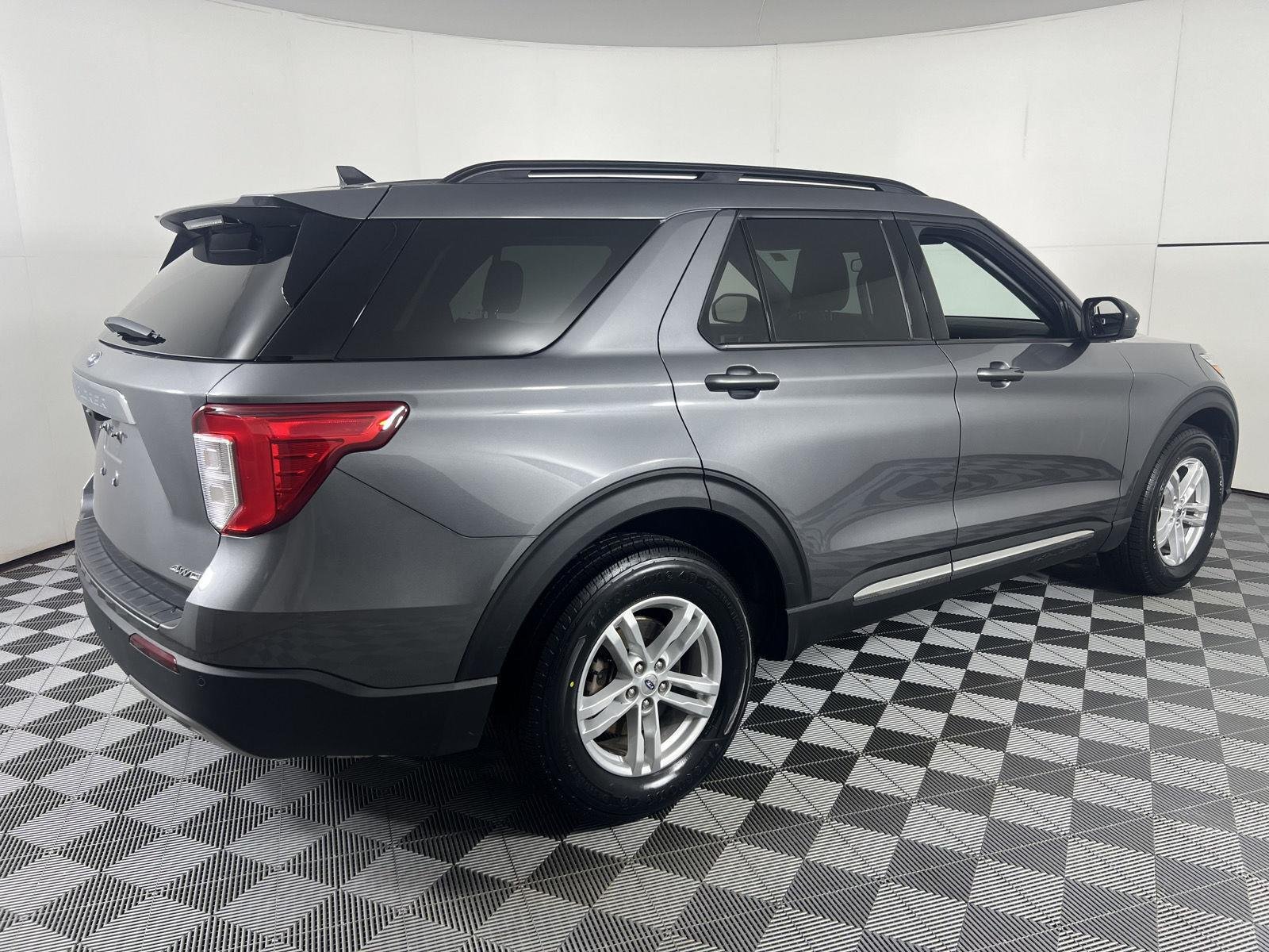 Used 2023 Carbonized Gray Ford XLT image 10