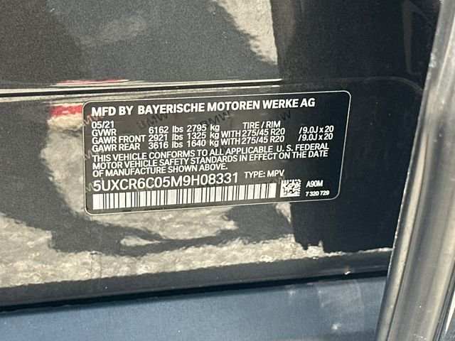Used 2021 Gray BMW xDrive40i image 34