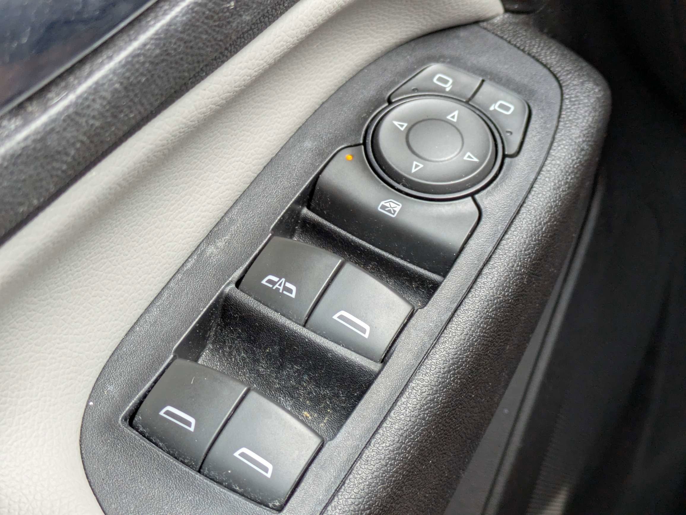 Used 2020 Silver Ice Metallic Chevrolet LS image 22