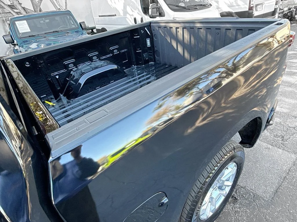 Used 2026 Black Chevrolet RST image 31