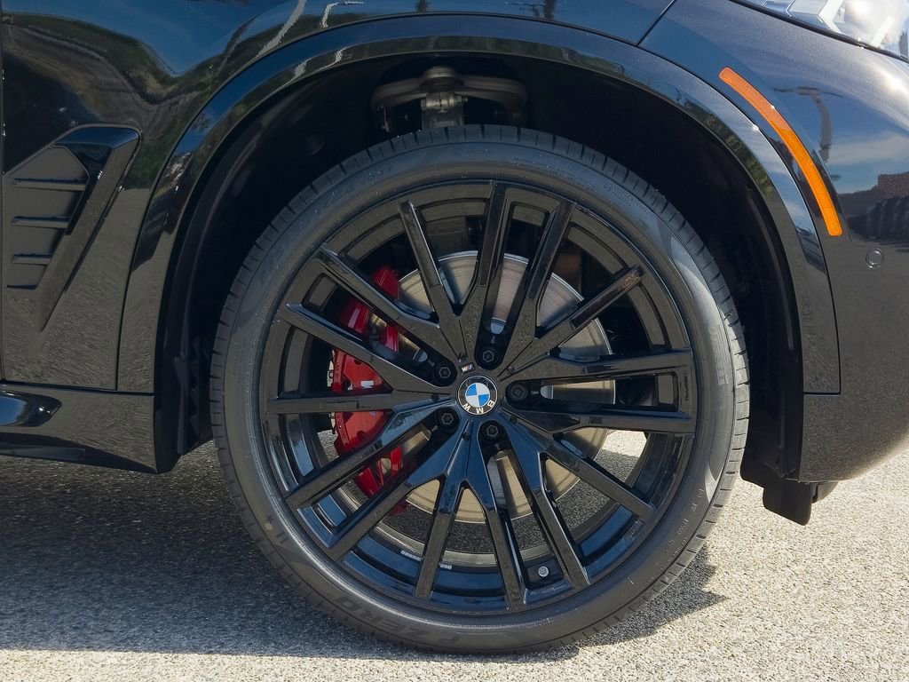New 2026 Black Sapphire Metallic BMW M60i image 6