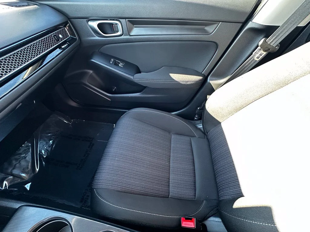 Used 2023 Gray Honda LX image 33