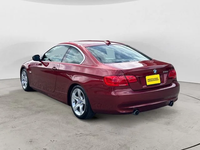 Used 2012 Vermillion Red BMW 335i image 3