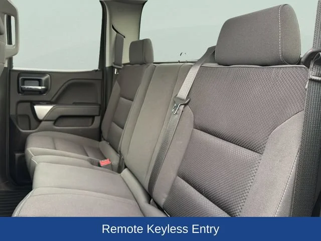 Used 2018 BLACK Chevrolet LT image 17