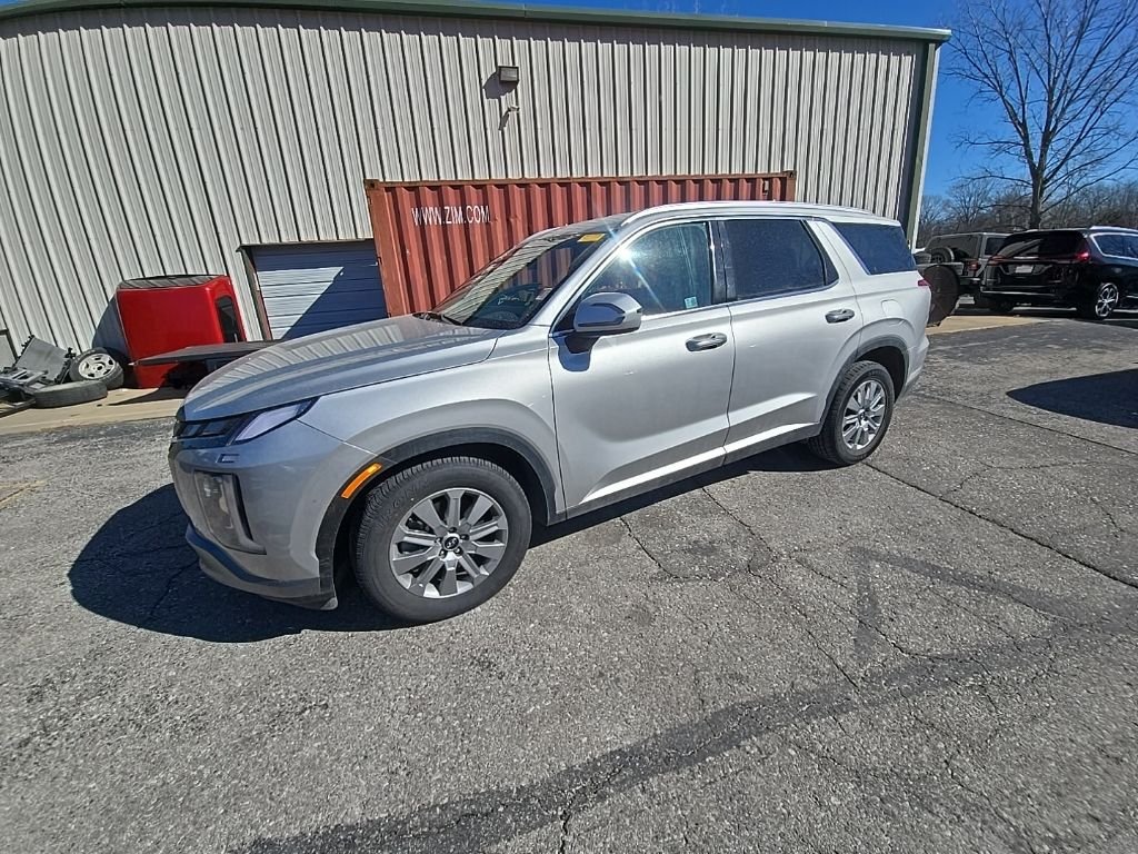 Used 2025 Hyundai Palisade SEL with VIN KM8R2DGE6SU844545 for sale in Kansas City