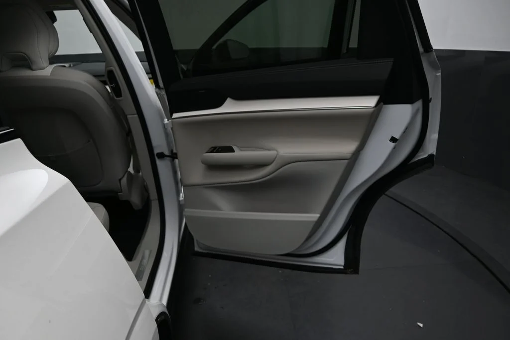 New 2026 Crystal White Volvo Twin Motor Plus image 16