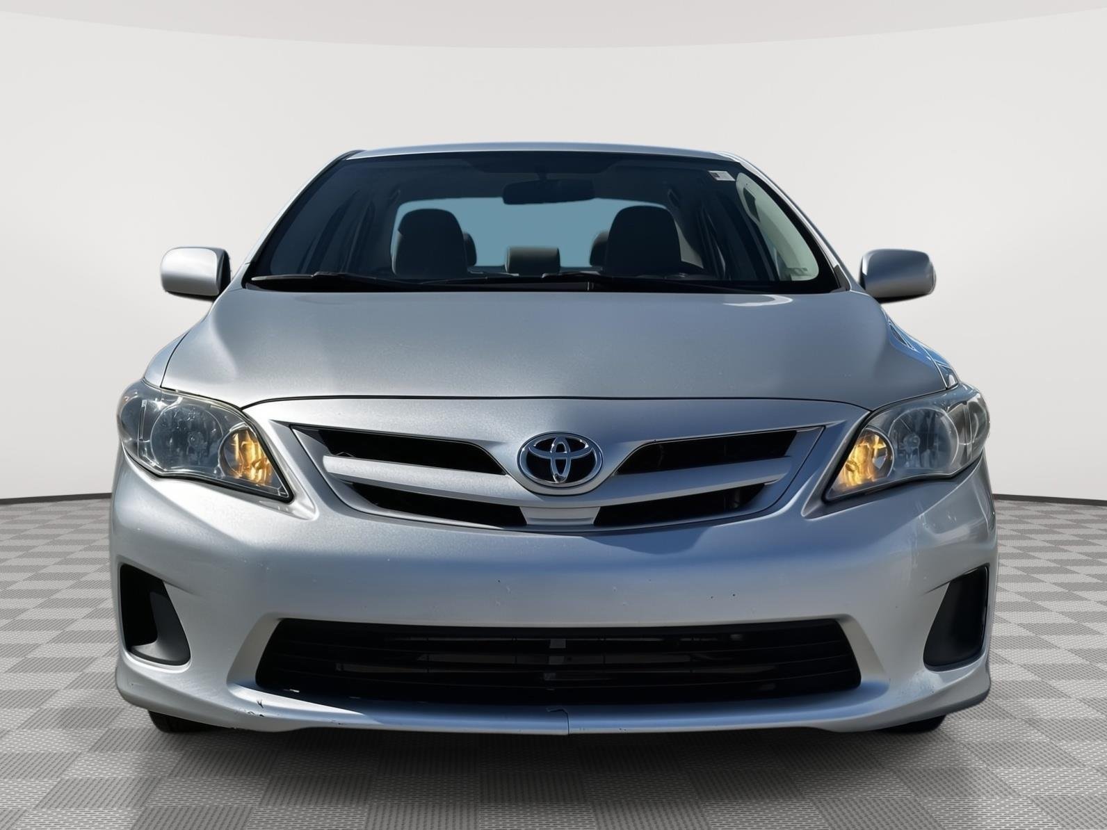 Used 2011 Toyota Corolla LE with VIN 2T1BU4EE3BC607463 for sale in Kansas City