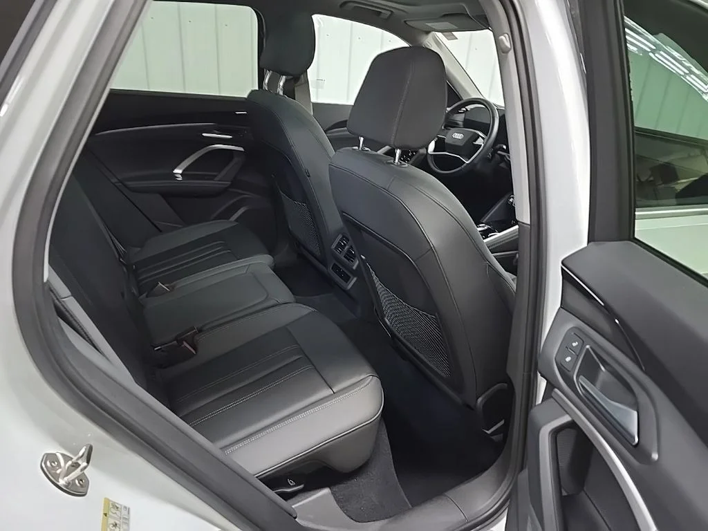 Used 2025 White Audi 2.0T Premium image 18
