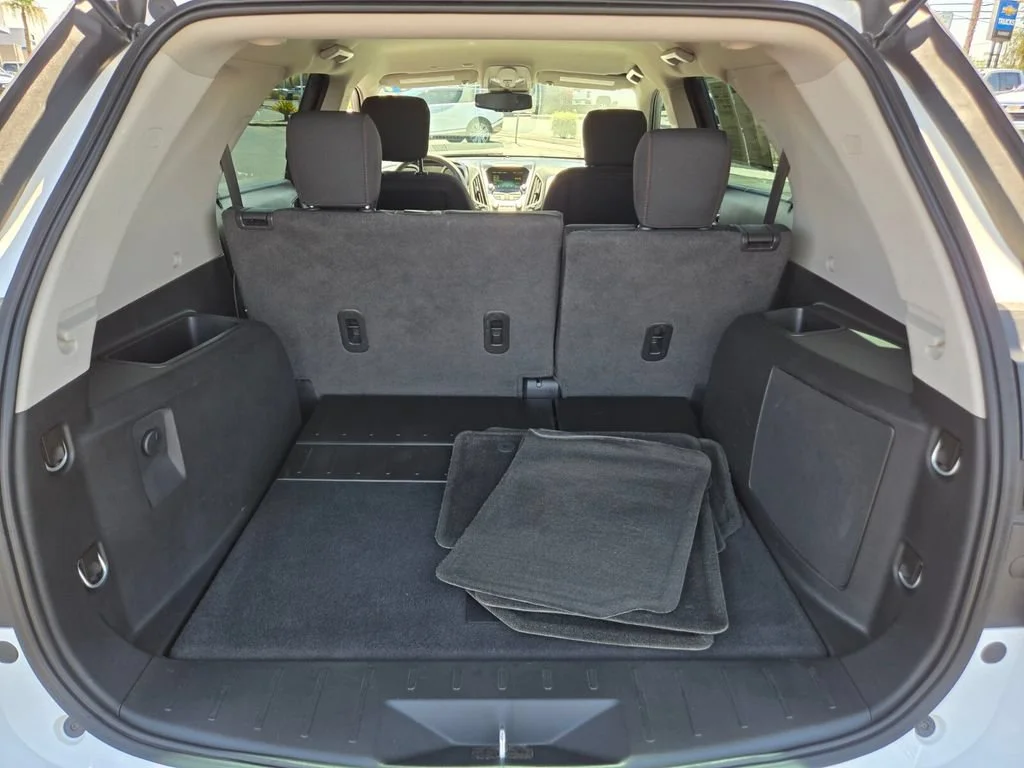 Used 2017 SUMMIT WHITE Chevrolet LS image 12