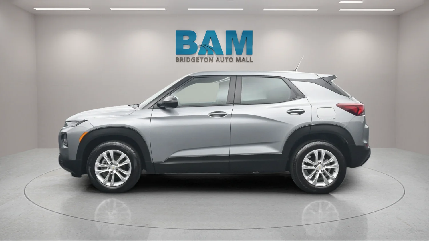 Used 2023 STERLING GRAY METALLIC Chevrolet LS image 3