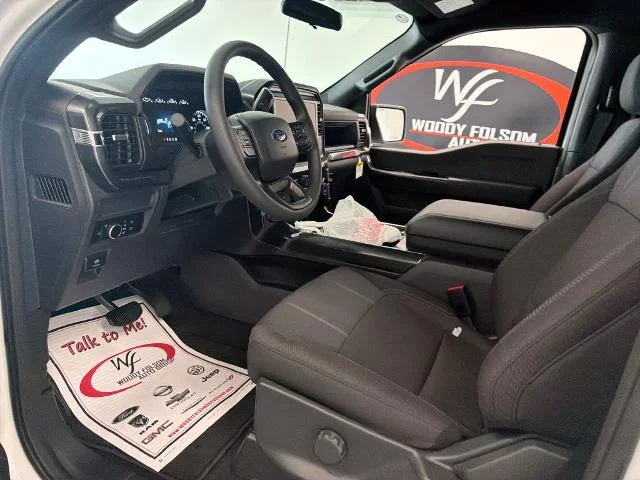 New 2026 Oxford White Ford STX® image 21