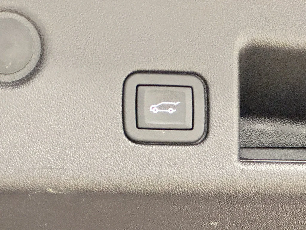 Used 2024 Radiant Red Tintcoat Chevrolet LT image 13