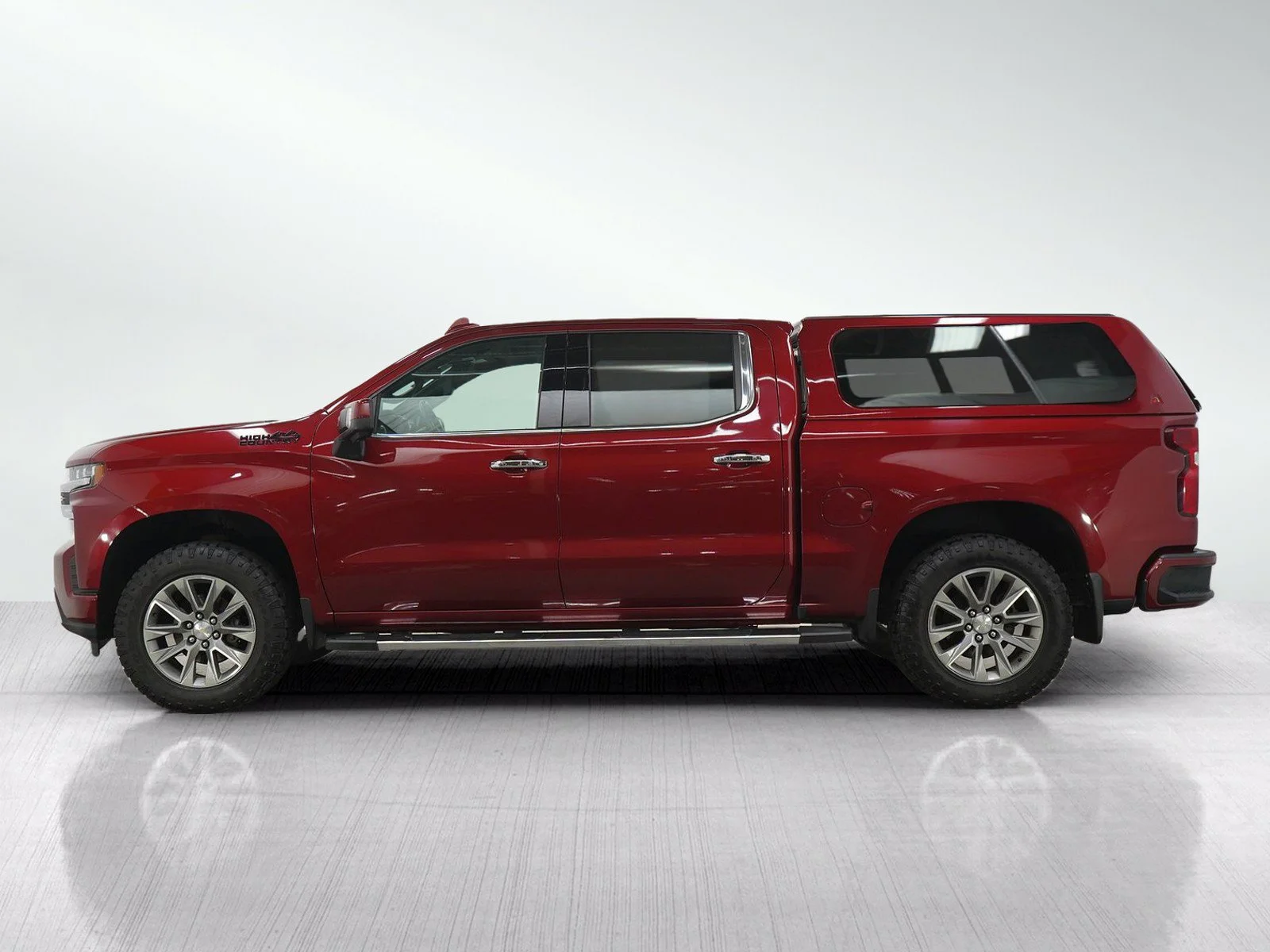 Used 2019 Maroon Chevrolet High Country image 2