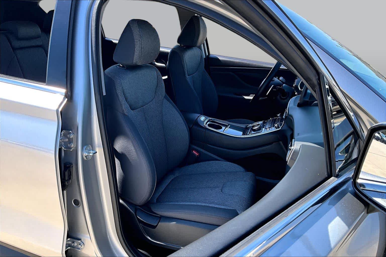 Used 2023 Shimmering Silver Hyundai SEL image 9