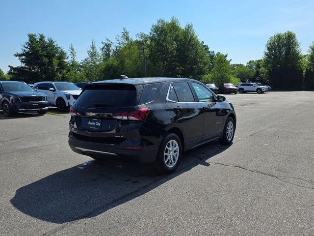 Used 2022 Black Metallic Chevrolet LT image 8