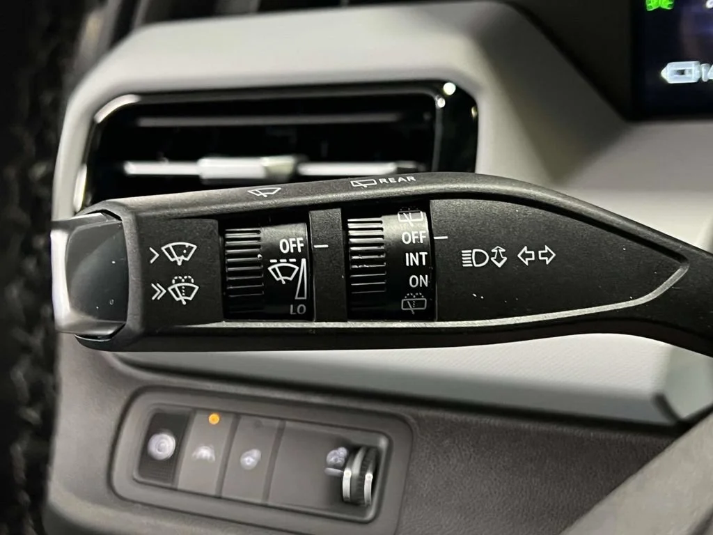 2027 Chevrolet Bolt RS - Photo 23
