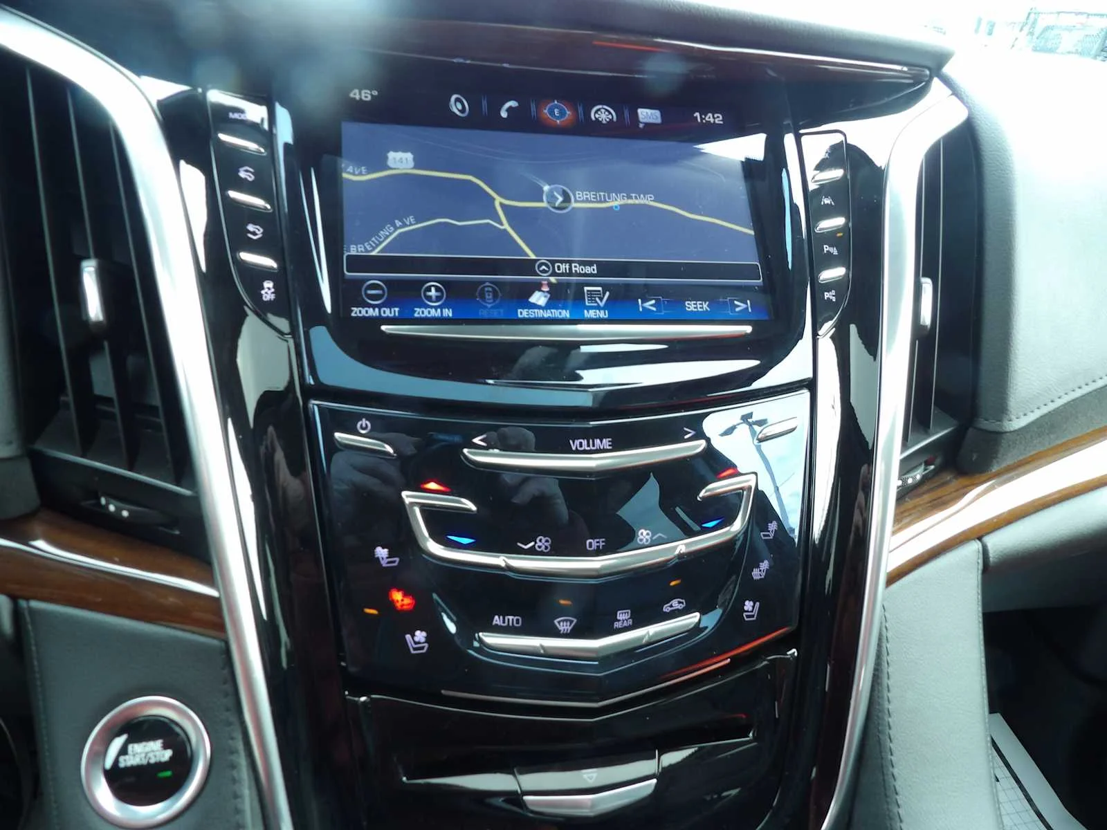 Used 2020 Black Cadillac Premium Luxury image 23