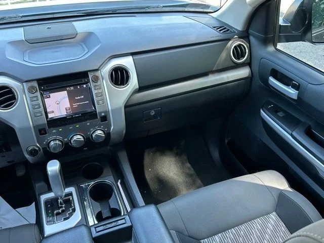 Used 2018 Gray Toyota SR5 image 49