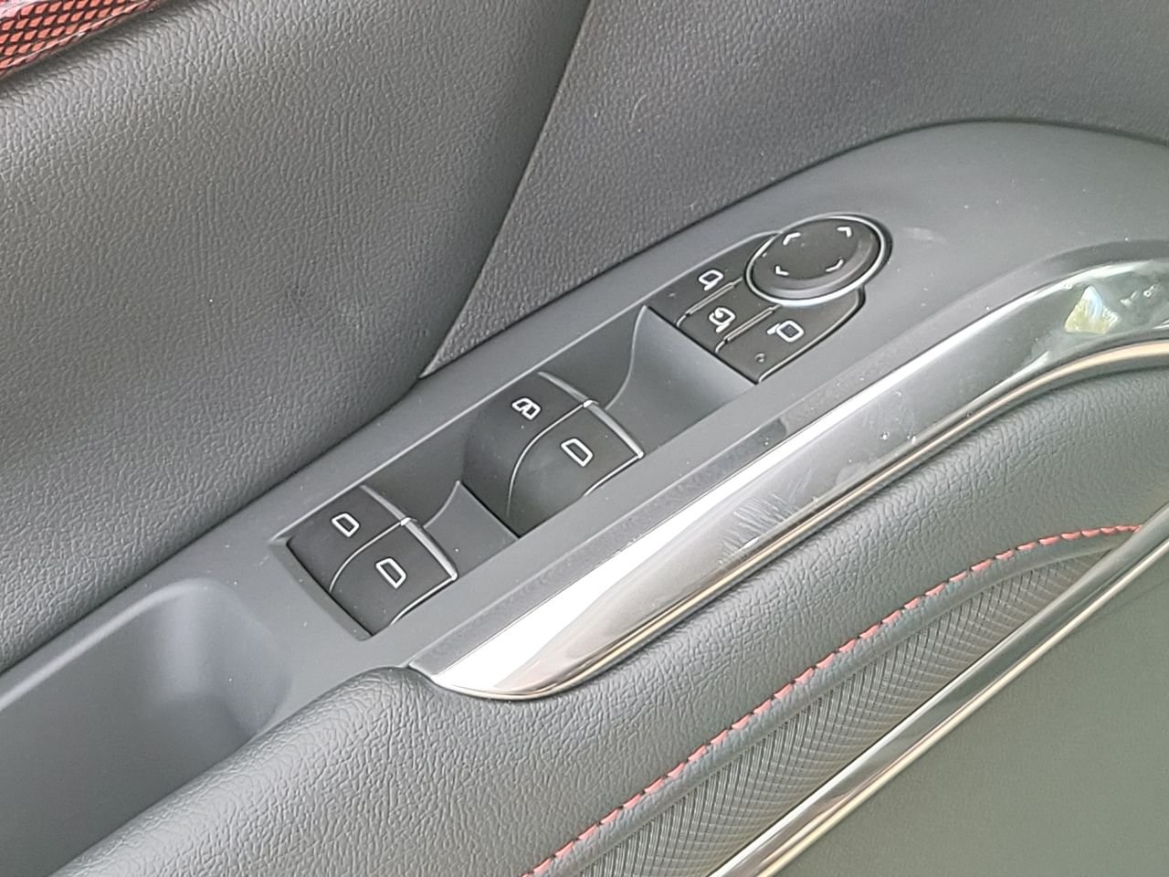2026 Chevrolet Traverse RS - Photo 30