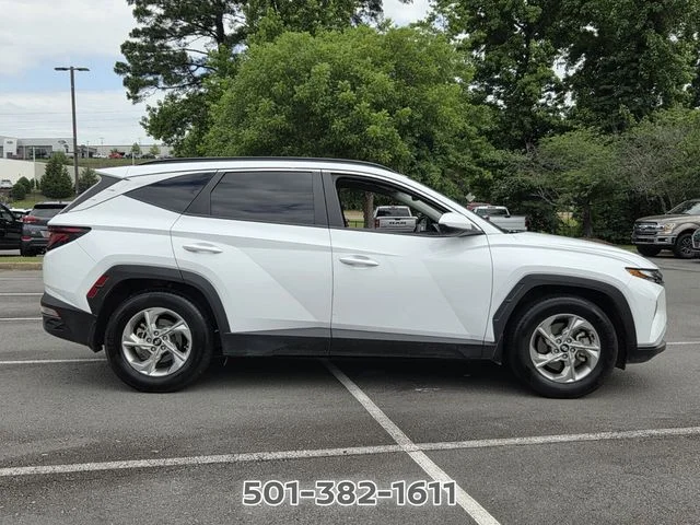 Used 2024 White Hyundai SEL image 6