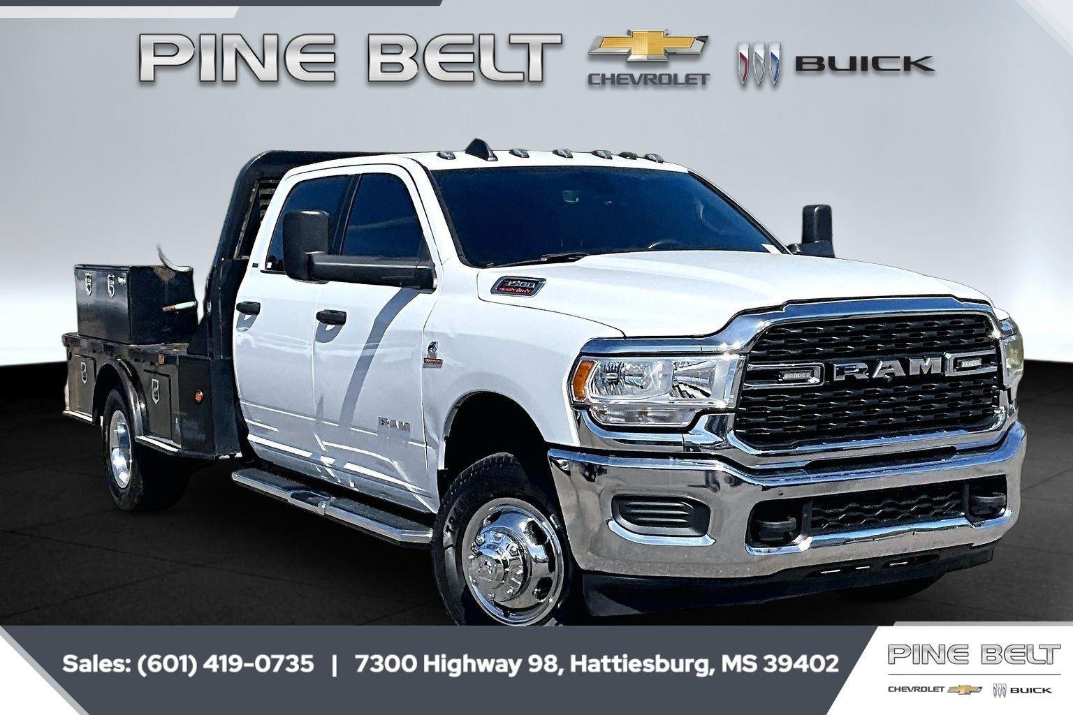 2022 RAM Ram 3500 Chassis Cab SLT