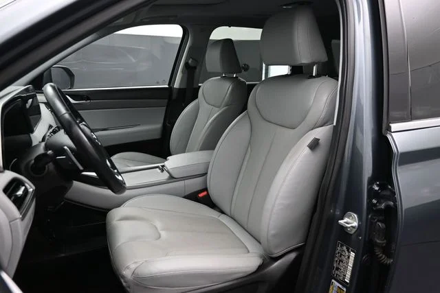 Used 2021 Gray Hyundai SEL image 5