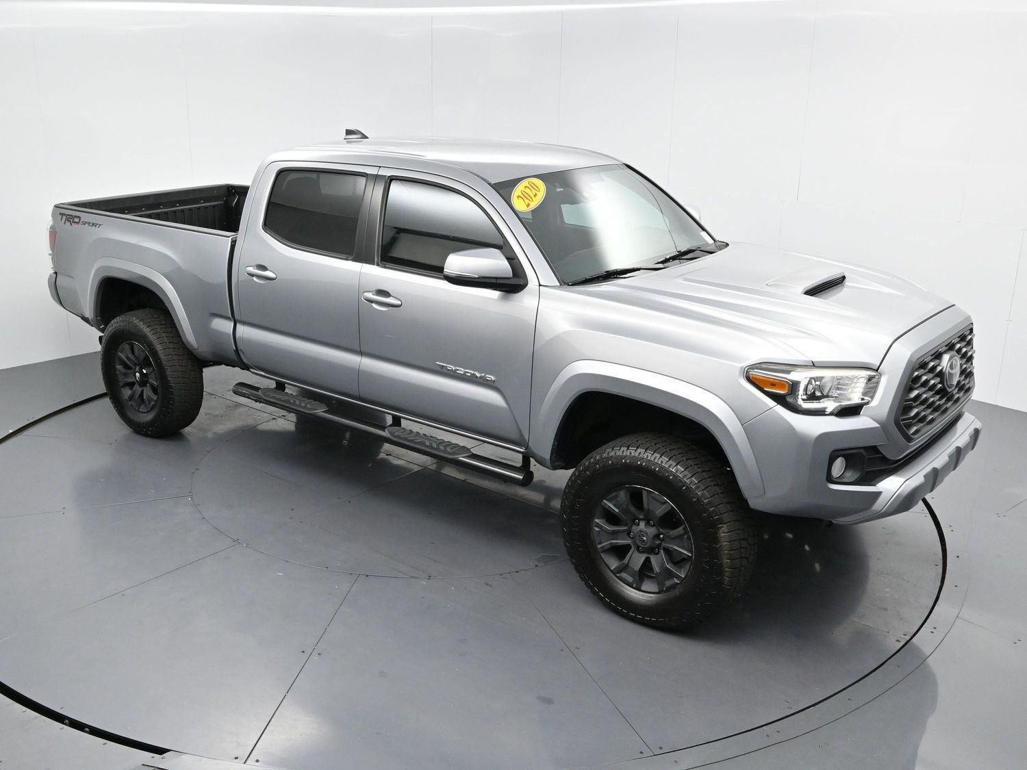 Used 2020 Silver Sky Metallic Toyota SR5 image 33