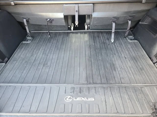 Used 2023 Gray Lexus GX 460 Premium image 6