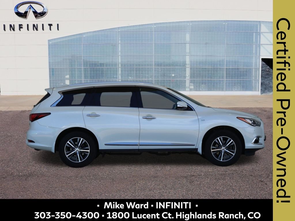Certified Used 2017 White INFINITI Base image 7