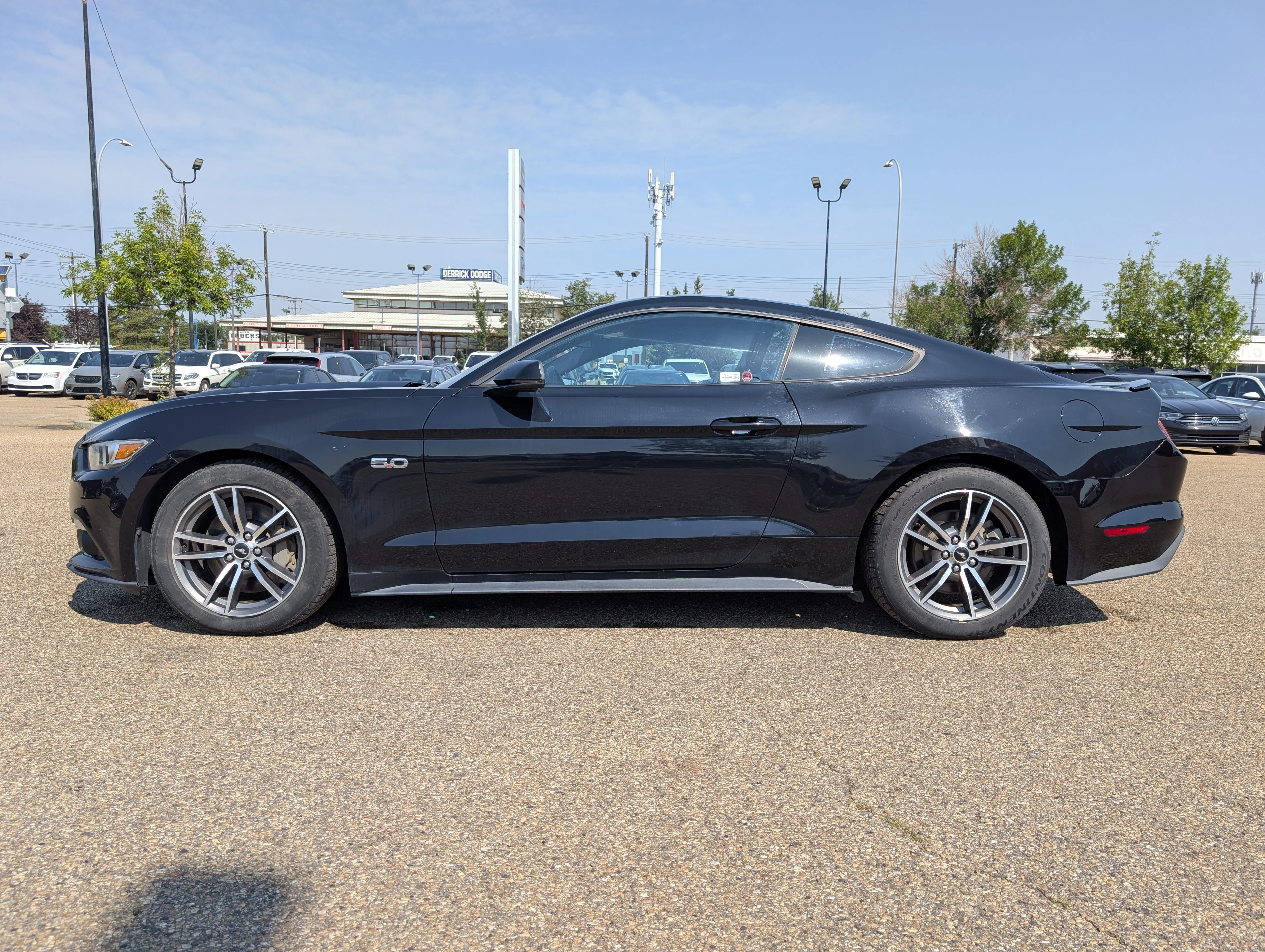 Used 2016 Shadow Black Ford 2dr Fastback GT image 3