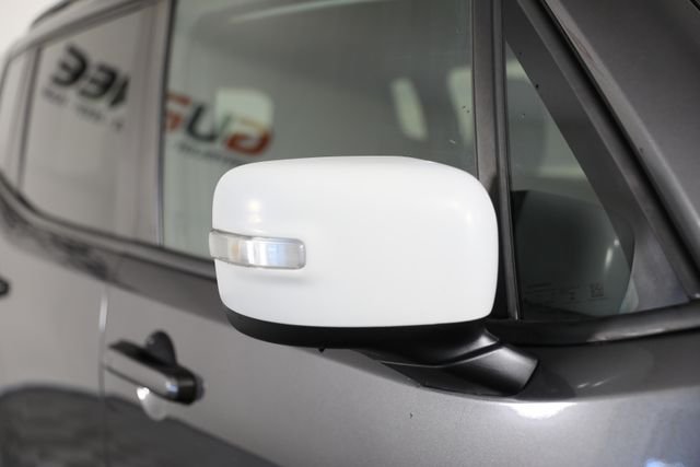 Used 2019 Gray Jeep Latitude image 33