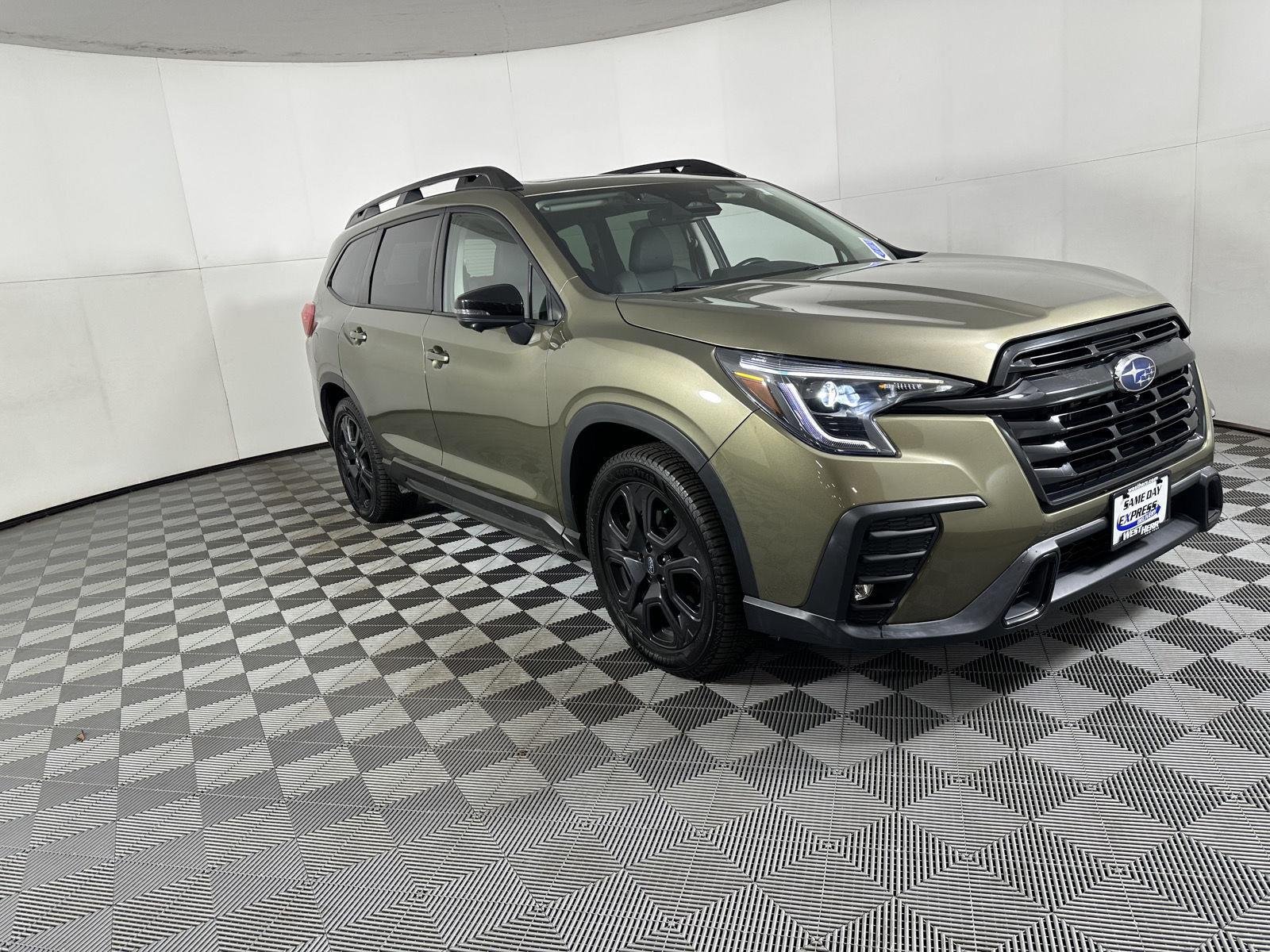 Used 2023 Autumn Green Metallic Subaru Onyx Edition Limited image 11