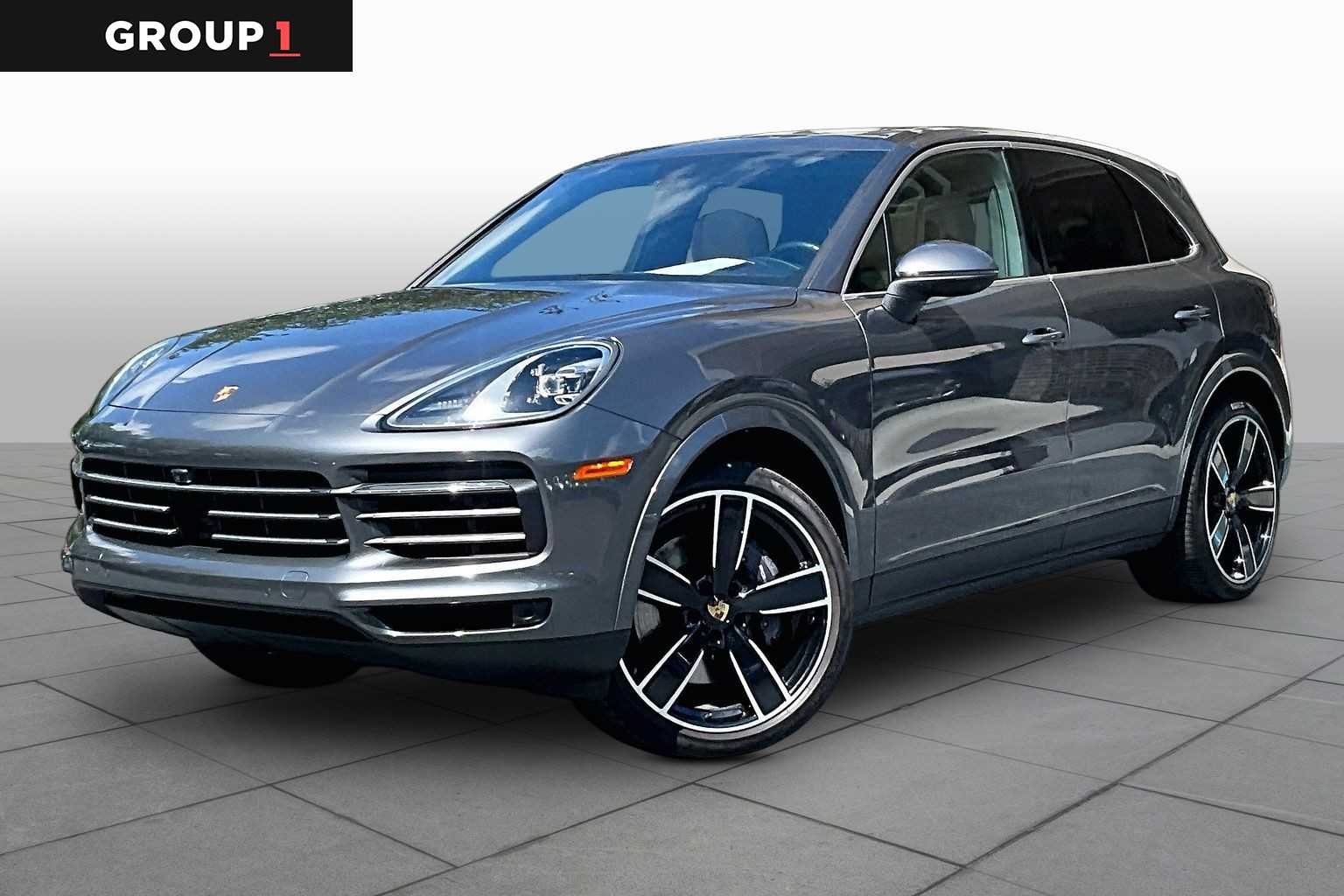 2023 Porsche Cayenne Platinum Edition's photo
