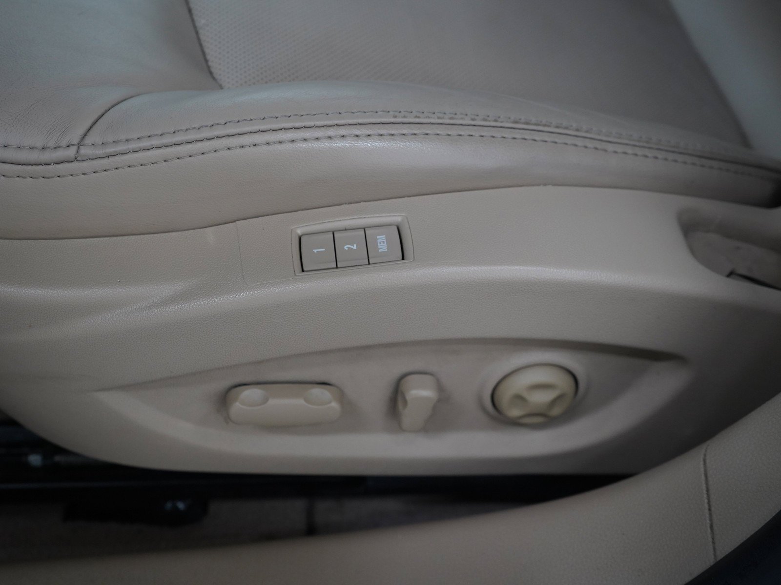 Used 2013 Mocha Bronze Metallic Buick Premium I Group image 25